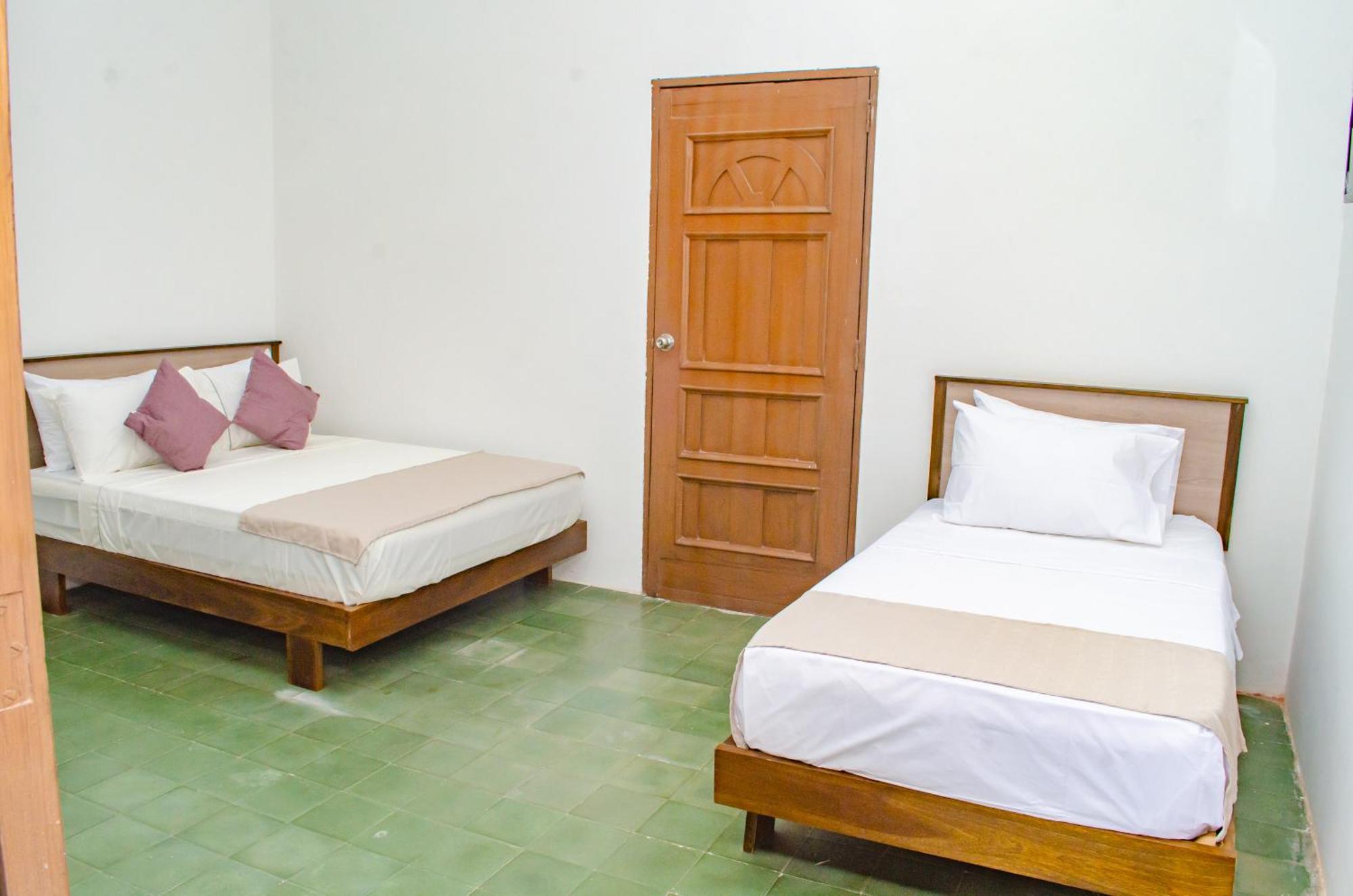 Aw Puertas De La Bahia Hotel