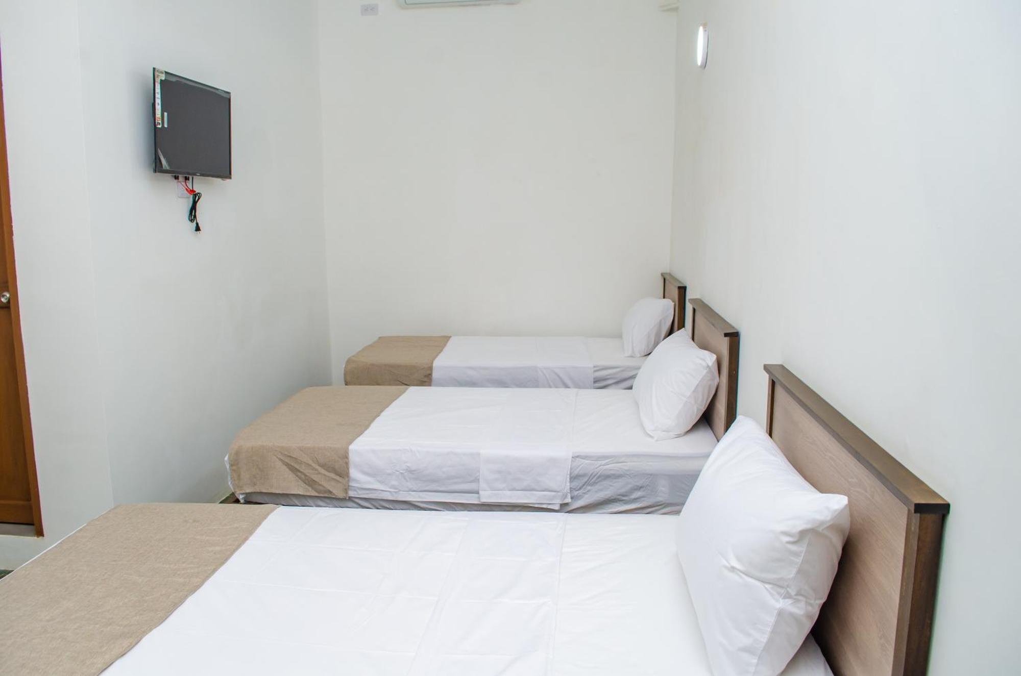 Hotel Aw Puertas De La Bahia 3*